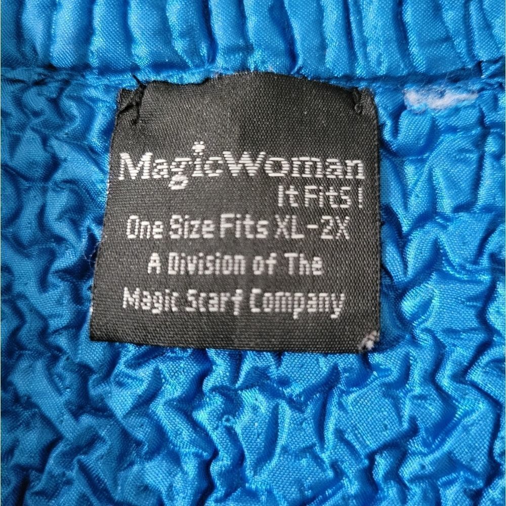 Magic Woman Turquoise Vest - Picture 2 of 10